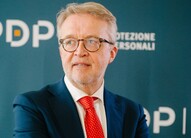 Agostino Ghiglia - Laureato in Giurisprudenza con Master in Diritto Sanitario, attualmente Componente del Collegio del Garante per la Protezione dei Dati. Già Giornalista e reporter free lance, è stato direttore di riviste, radio e TV. Fino al giorno dell’elezione al Garante, ha ricoperto il ruolo di Fondatore e Amministratore di società, spaziando in svariati settori tra cui: la Formazione Professionale con Nextrain Srl; i servizi di consulenza d’impresa con SINLO4B srl; l’innovazione digitale e consulenza informatica e nel settore blockchain e crypto valute con Future & Innovation srl e con la Società di diritto Bulgaro AORNET OOD; nel campo sanitario con la Soms “Mutua Con Te” nel settore di servizi per le Smart city cin NeosTech srl, società affermata in oltre 100 città italiane; si è anche occupato di fornitura di servizi informatici e telematici attraverso la società Coopservice. Fino al 2013 ha ricoperto diversi incarichi Politici. E’ stato più volte Consigliere Comunale e Consigliere e Assessore Regionale, con deleghe all’innovazione, sviluppo, ricerca, internazionalizzazione, commercio, energia, artigianato e società partecipate per la Regione Piemonte. È stato, inoltre, Deputato per due legislature, ricoprendo l’incarico di Capogruppo presso l’VIII Commissione Ambiente, Territorio e LL.PP e presso la Bicamerale di sorveglianza sul ciclo dei rifiuti. Ha inoltre ricoperto il ruolo di Consigliere di Amministrazione per l’USL/1 di Torino e Vice Presidente del Consorzio Intercomunale Torinese e, in tempi recenti, Presidente della Società Pubblica di Smart Mobility 5T.